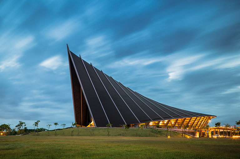 PRINCE MAHIDOL HALL